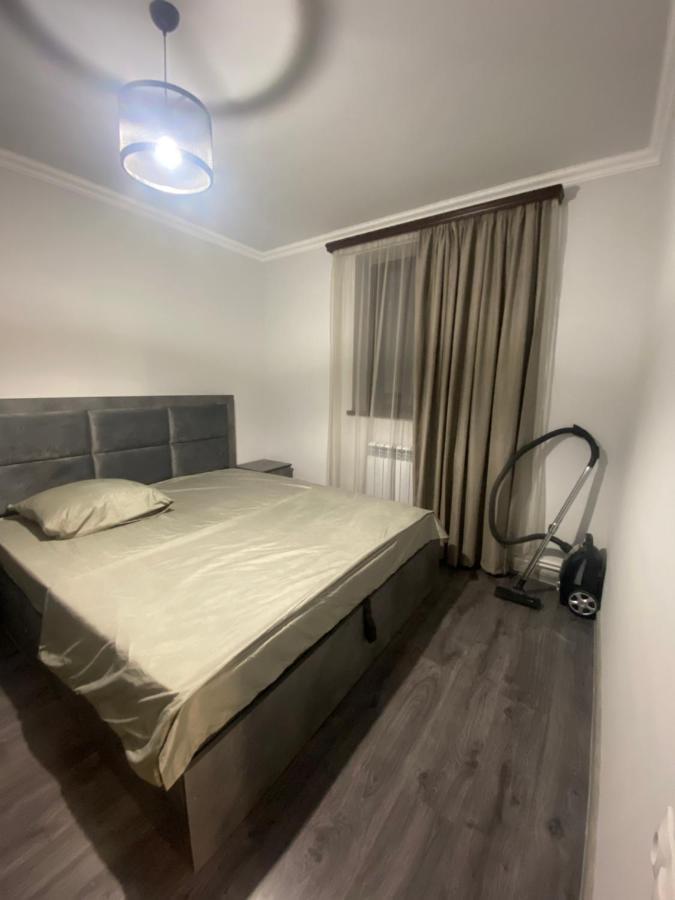 2 Cosy Apartment In Townhouse Near Airport Evn Geghanist  المظهر الخارجي الصورة
